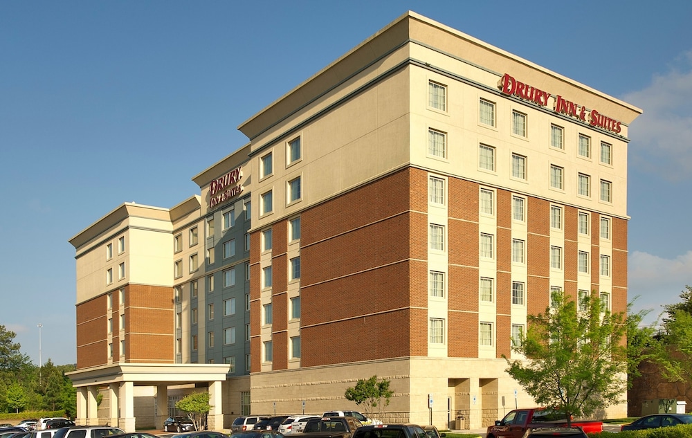 Drury Inn & Suites Charlotte Northlake 1/50