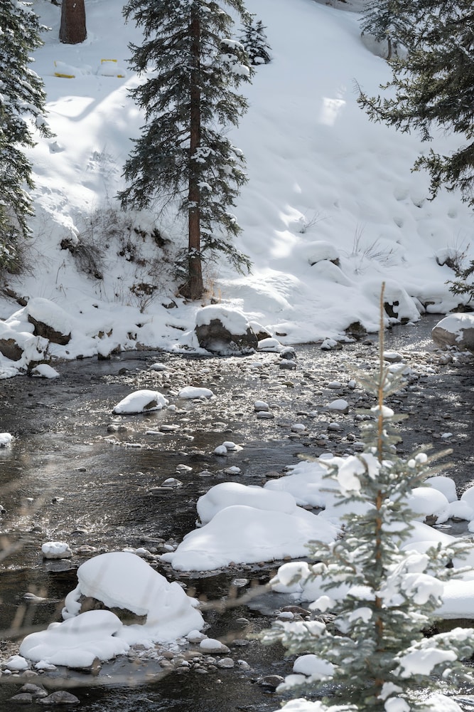 Grand Hyatt Vail Resort and Spa 67/72