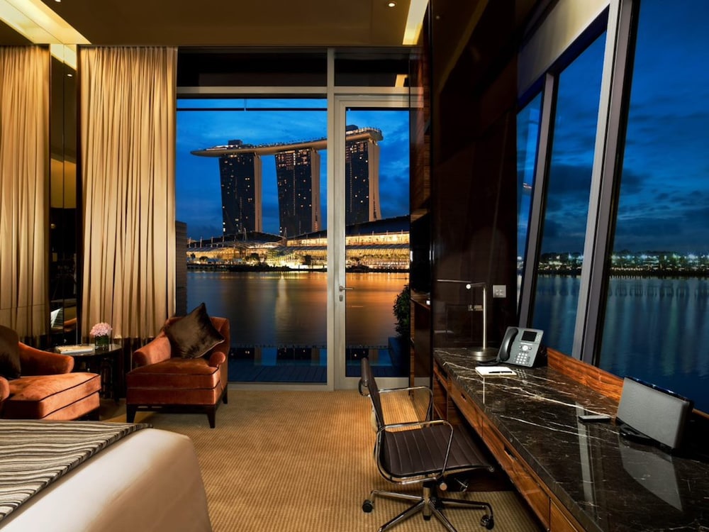 The Fullerton Bay Hotel Singapore 42/79