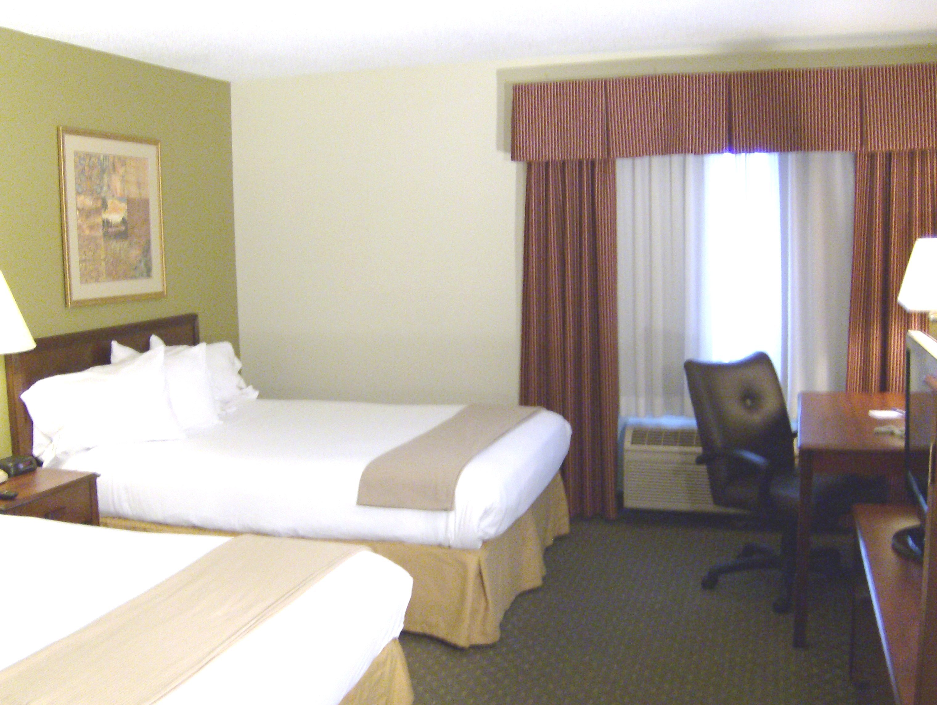 Holiday Inn Express Evansville - West 11/49