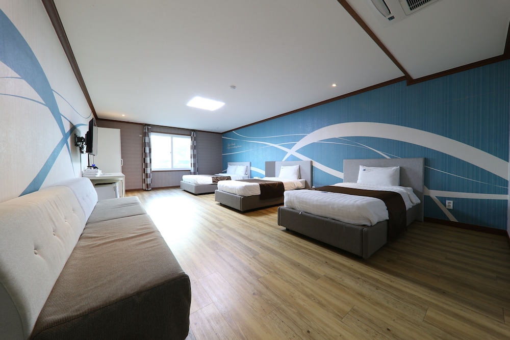 SEONGSAN AQUA BEACH HOTEL 11/42
