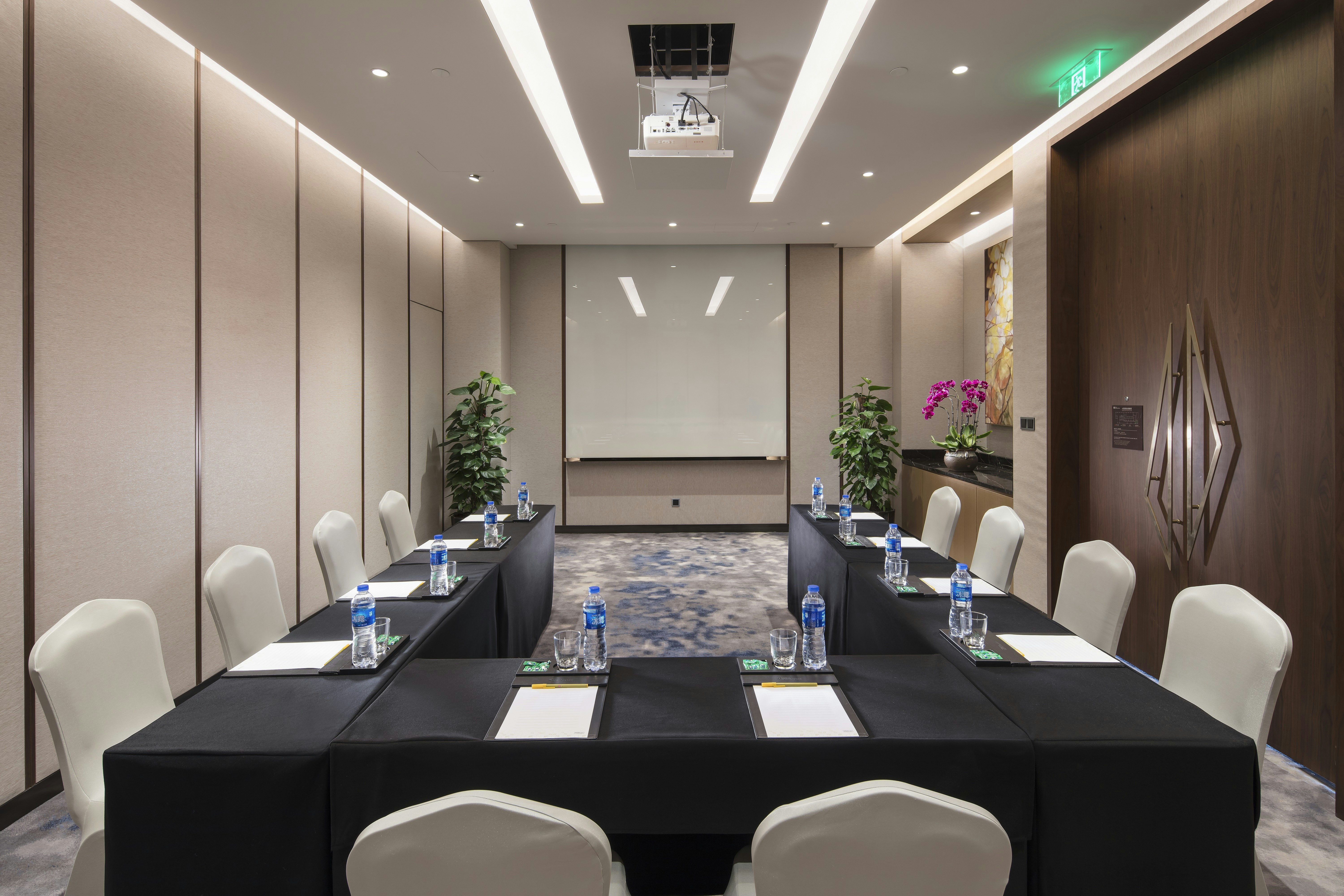Hilton Garden Inn Shanghai Hongqiao 43/47