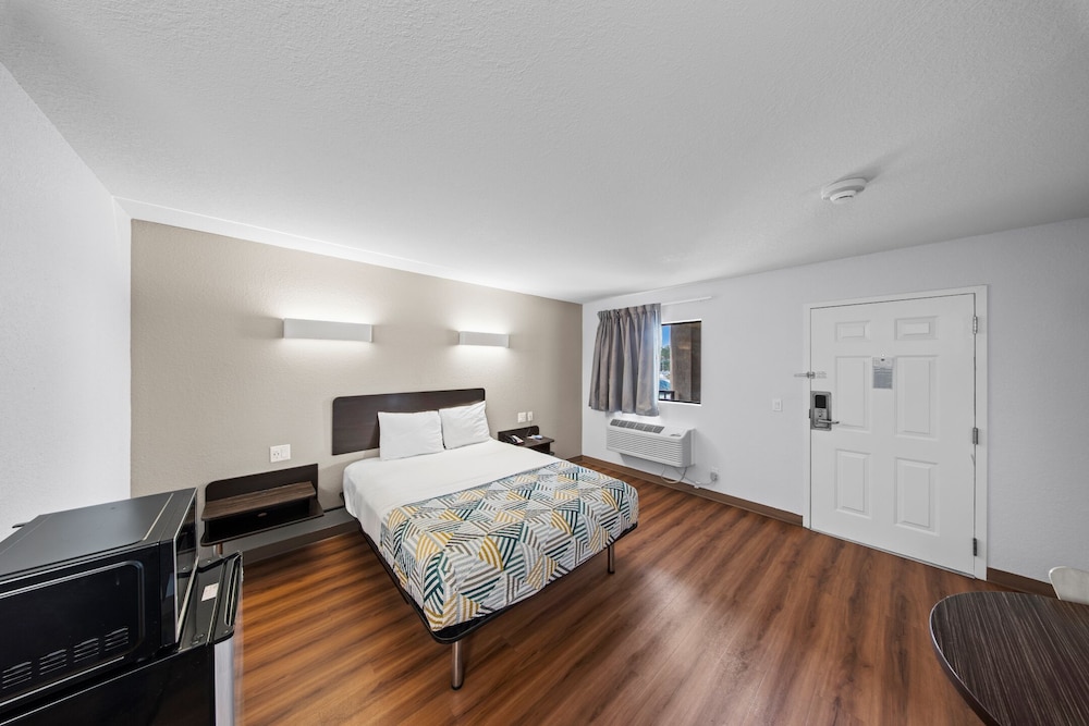 Motel6 Moultrie, GA 27/62