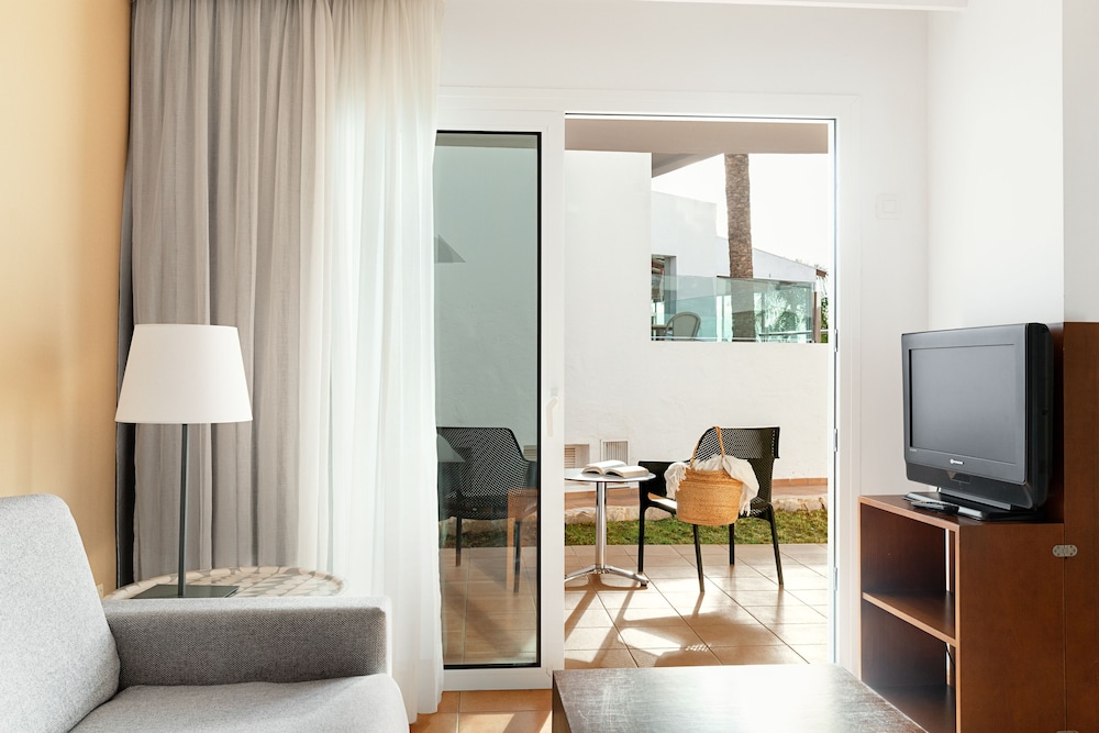 Sunprime Atlantic View Suites And Spa 42/53