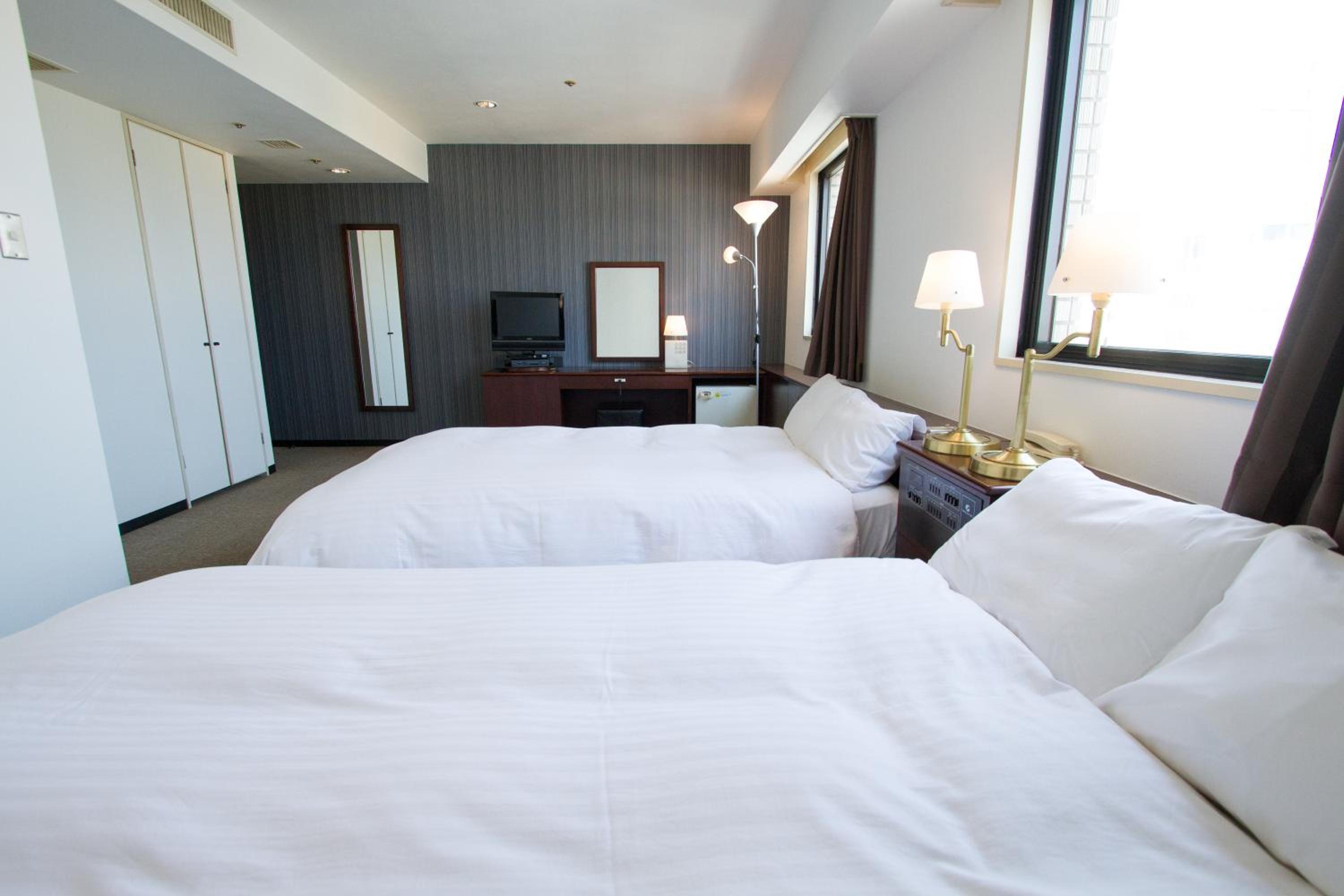 Semi Room, 2 Semi Double Beds, Smoking
