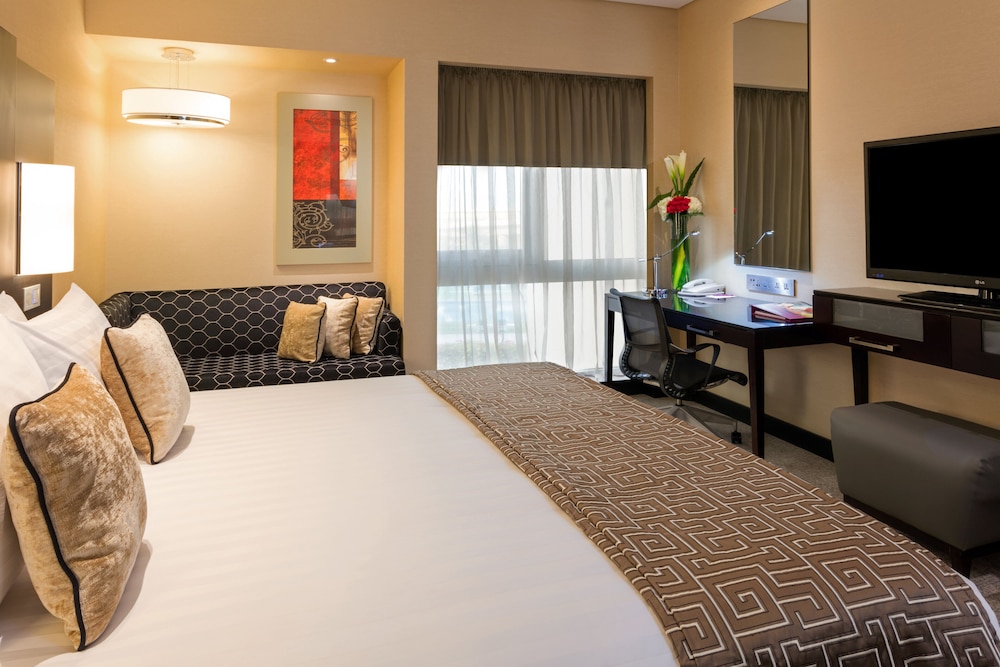 Crowne Plaza Bahrain 28/78
