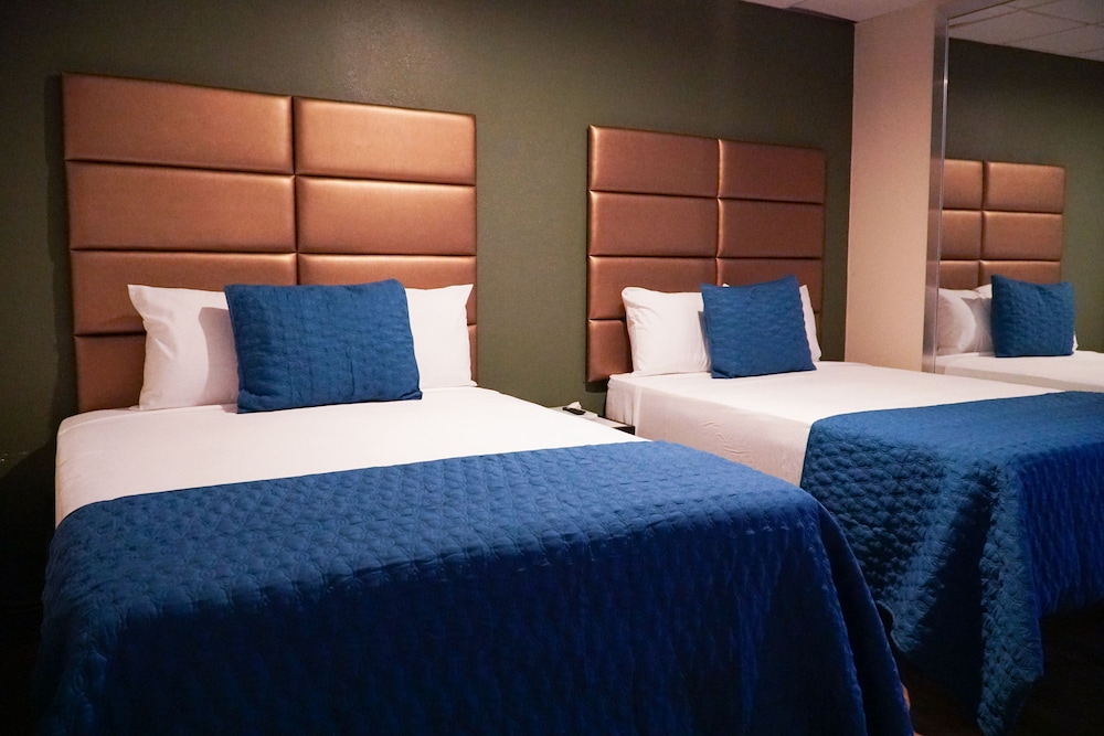 Cabana Hotel Yankee Stadium 15/61