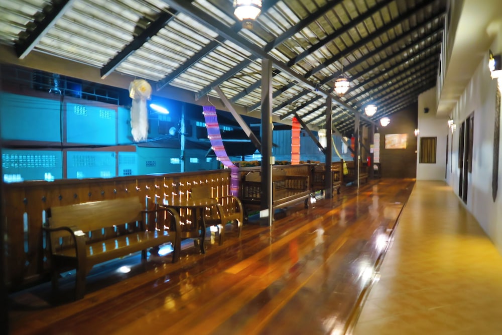 Nan Lanna Hotel 20/25