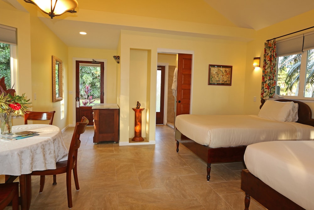 Hawaii Island Retreat 49/66
