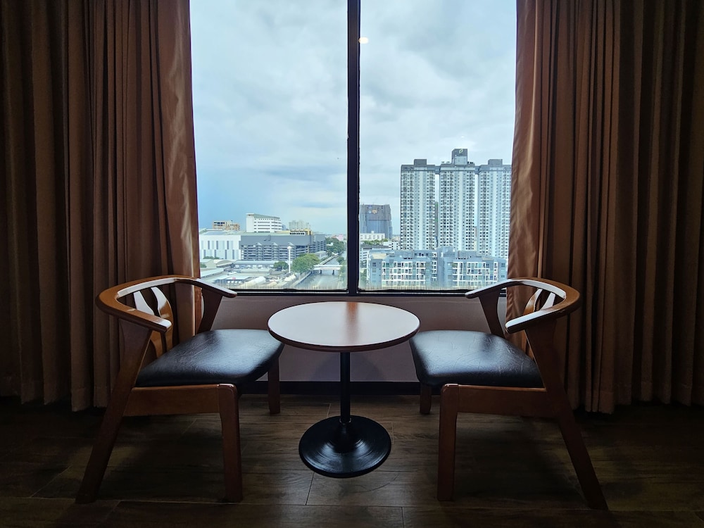 Alexander Hotel 49/50
