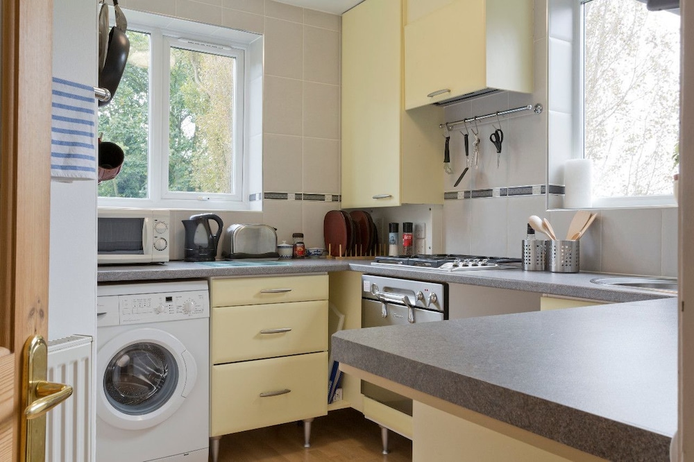 Poplar House Serviced Apartments 5/27