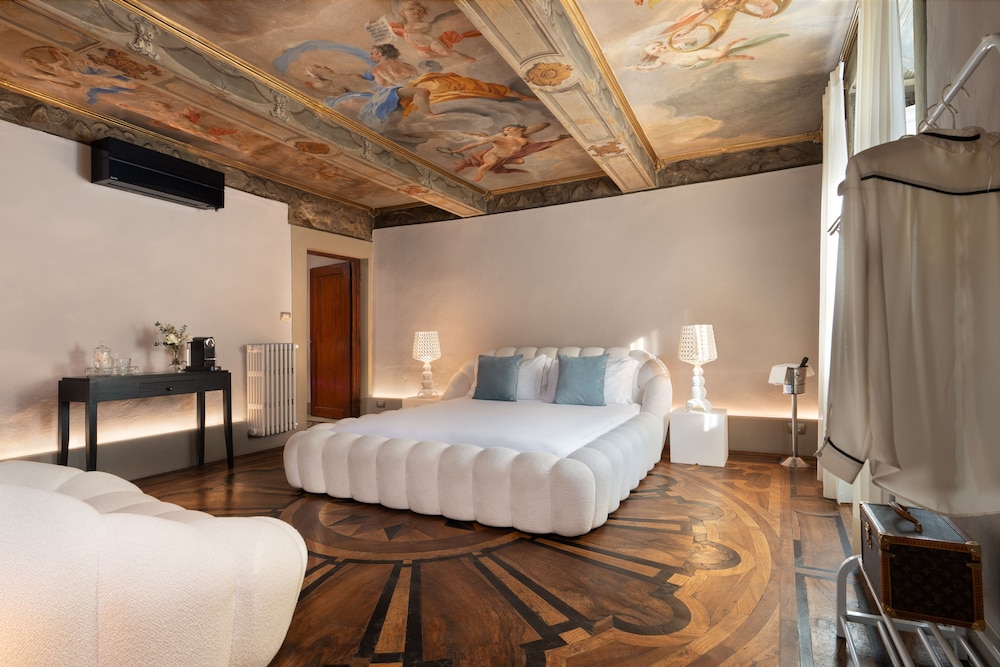 Piazza Pitti Palace 18/50