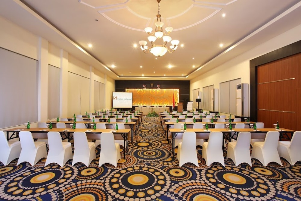 Swiss-Belhotel Silae Palu 59/73