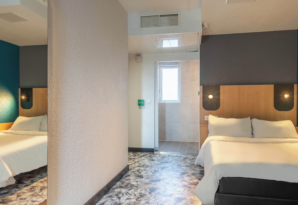 غرفة بسرير مزدوج لذوي الإعاقة، B&B HOTEL Amiens Centre Cathedrale 4/9