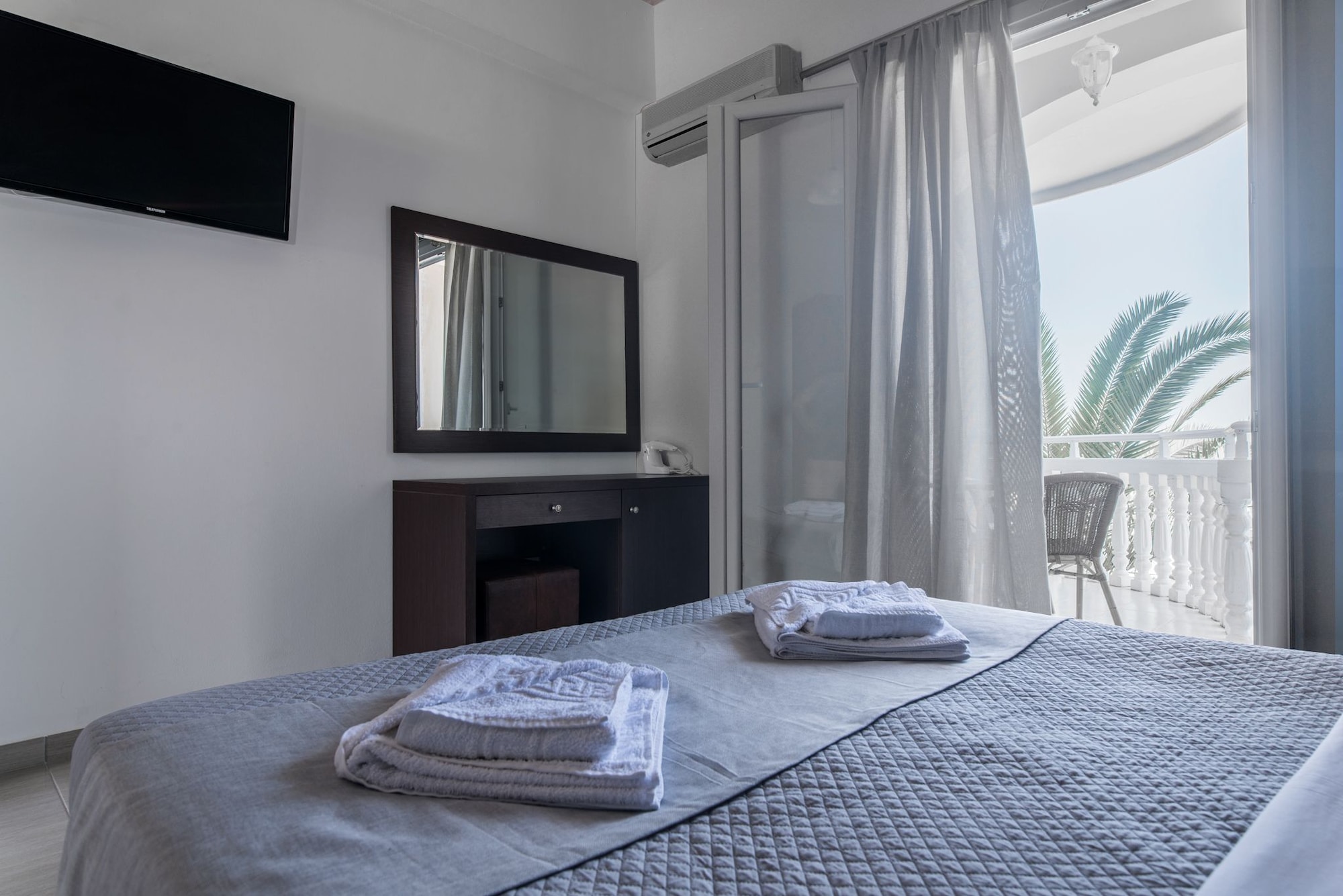 FAMILY, APARTMENT, SEA VIEW