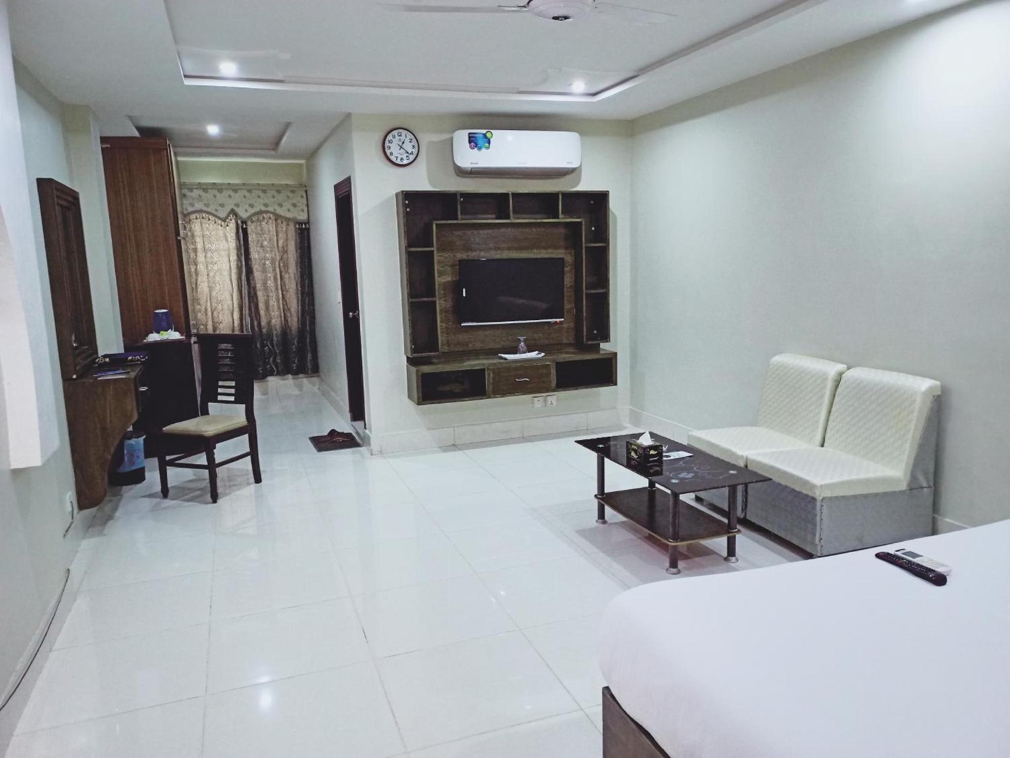 Hotel Crown Inn 20/46
