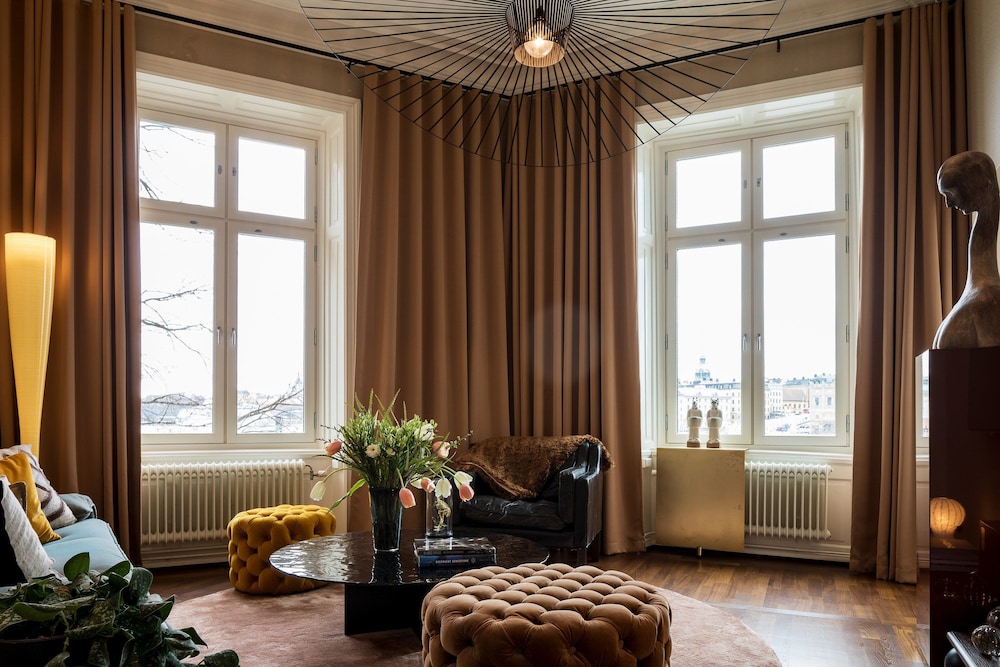 Lydmar Hotel 40/72