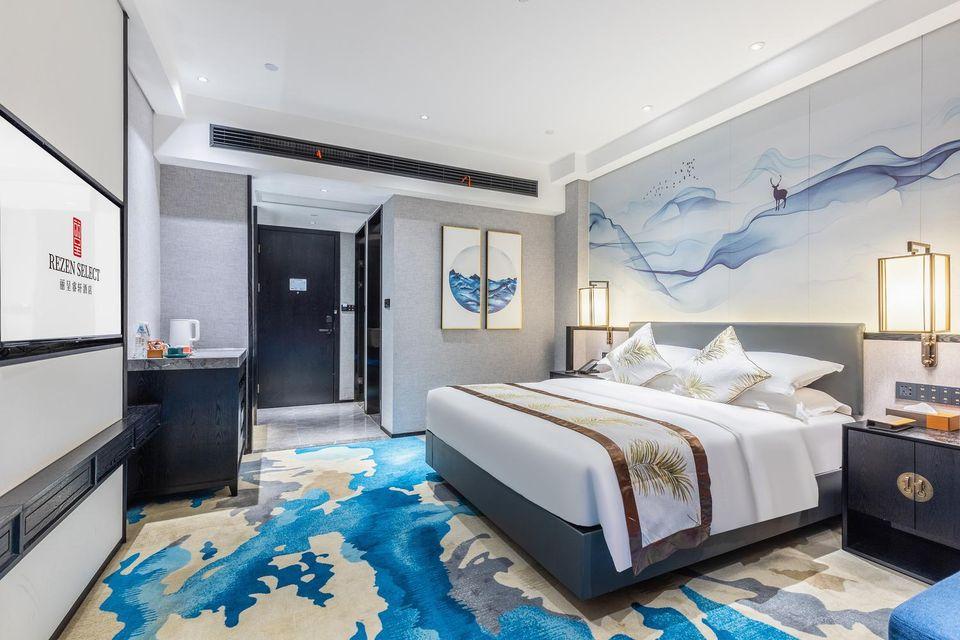 Rezen Dong Hotel (Anqing Taixin square) 14/23