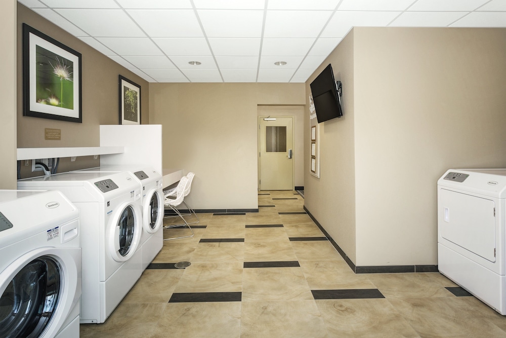 CANDLEWOOD SUITES BENSALEM - PHILADELPHIA AREA 25/38