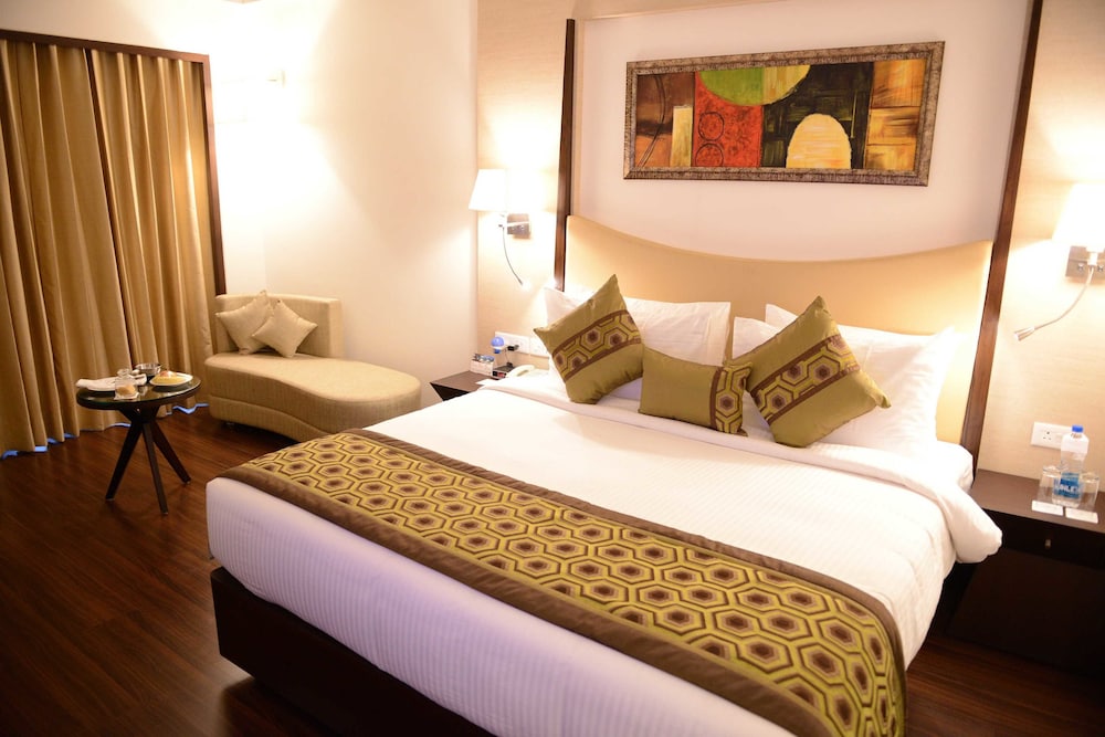 Gurmon Hotels Sohna Road Gurugram a Member of Radisson Individuals 30/75