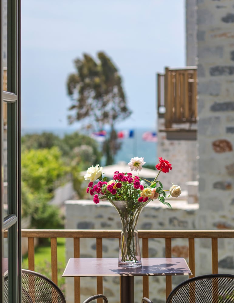 Thirides Beach Resort 27/33