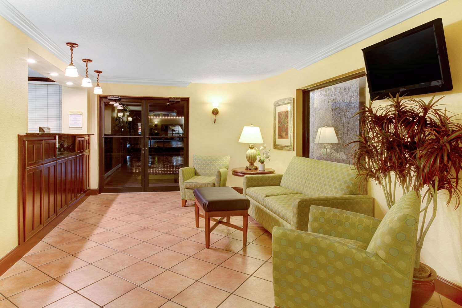 Days Inn By Wyndham Kissimmee West 5/9