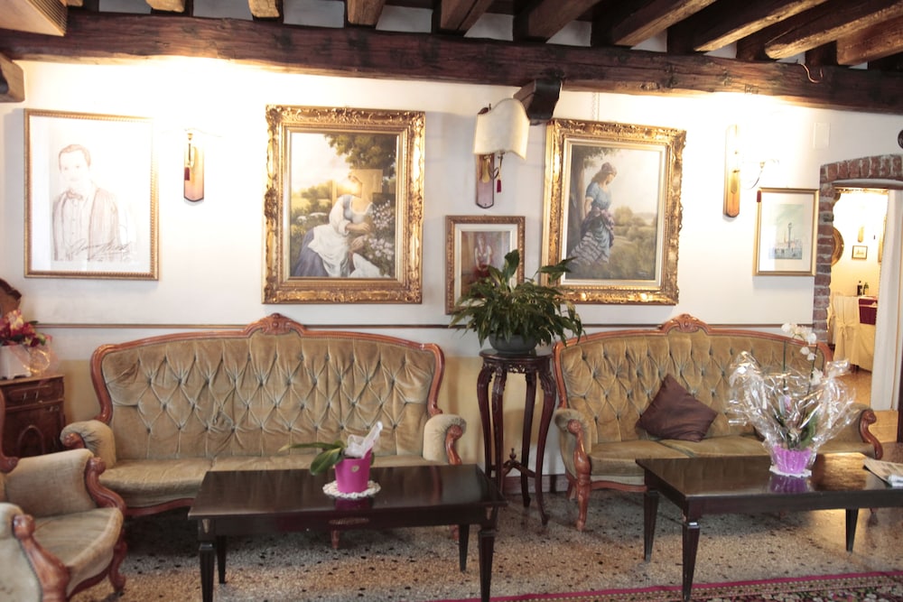 Villa Pigalle 27/50