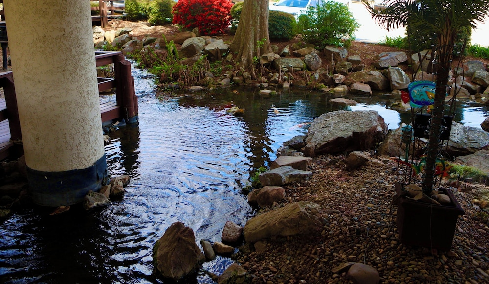 Sunbay Resort Hot Springs 12/35