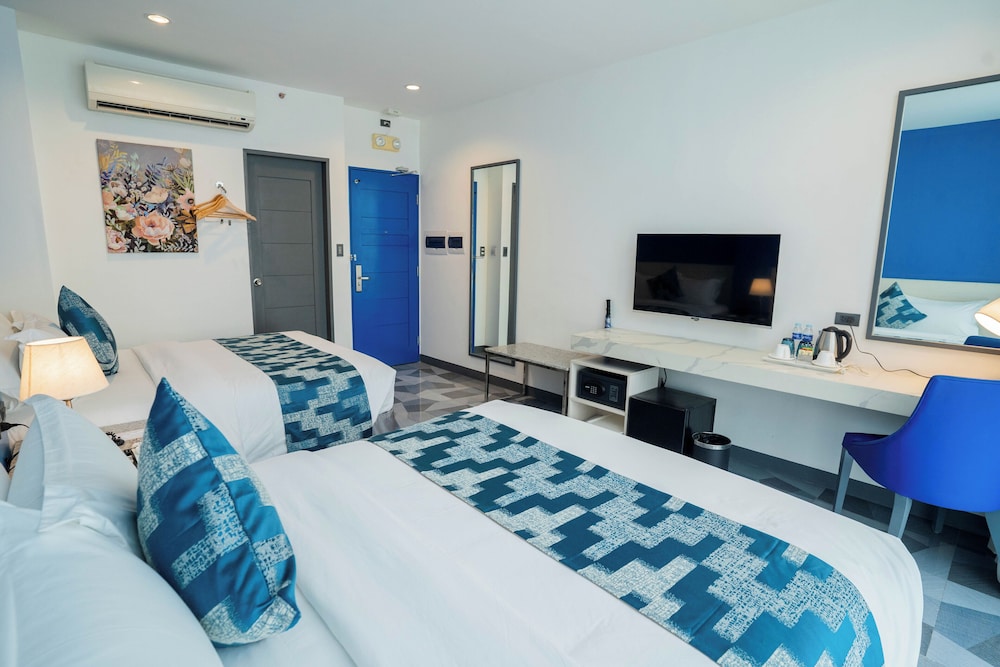 Stacia Hotel 24/48