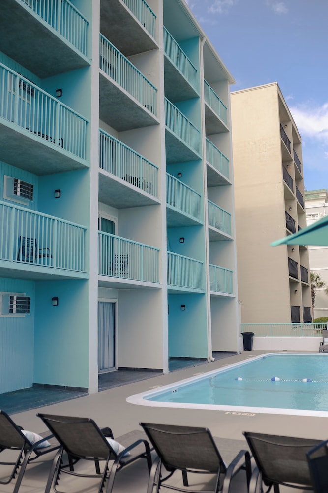 Southern Breeze Oceanfront 5/61