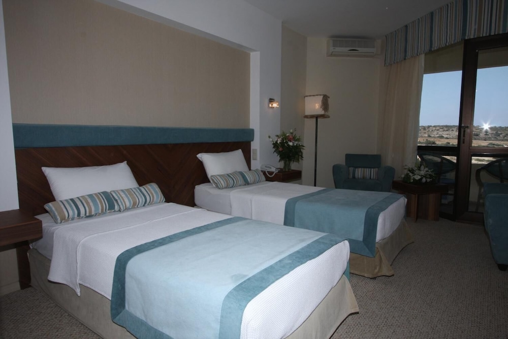 Babaylon Hotel 6/36
