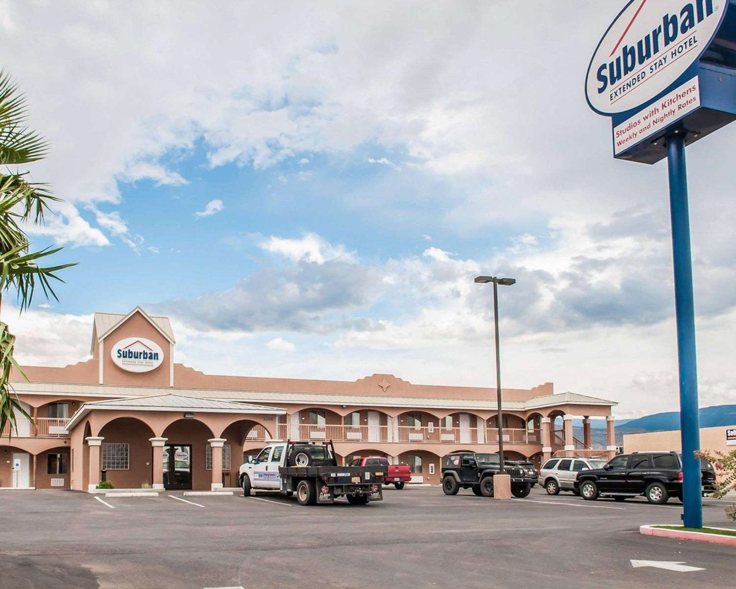 Suburban Studios Alamogordo 9/10