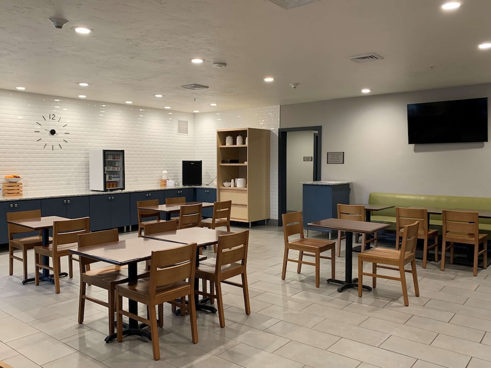 Country Inn & Suites By Radisson Green Bay North Wi 31/36