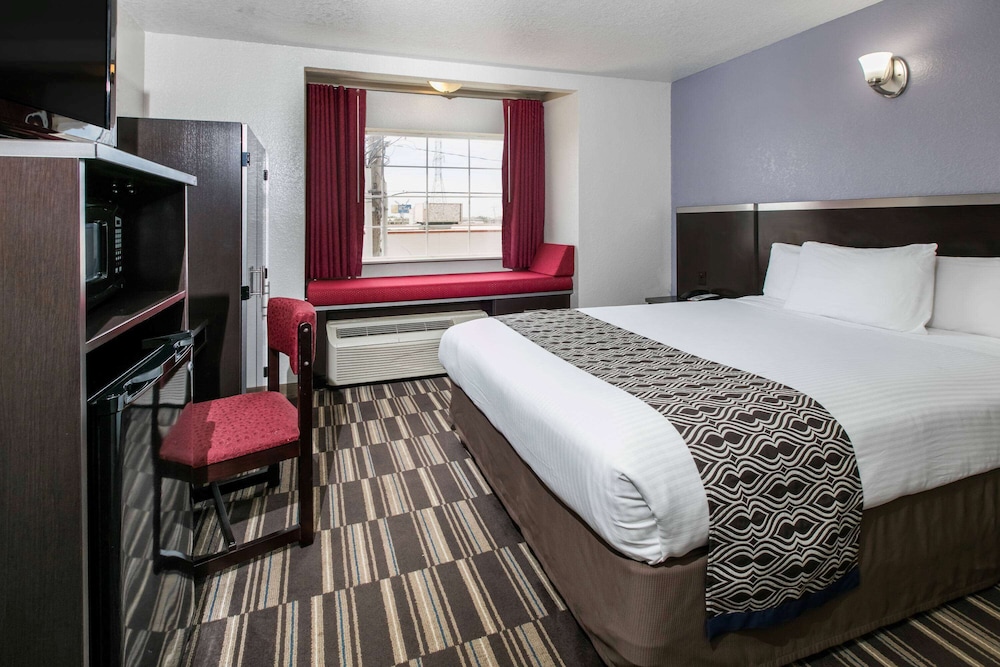 Oklahoma City Air Hotel 11/35