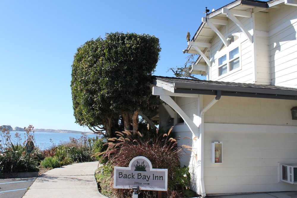 Back Bay Inn 3/50