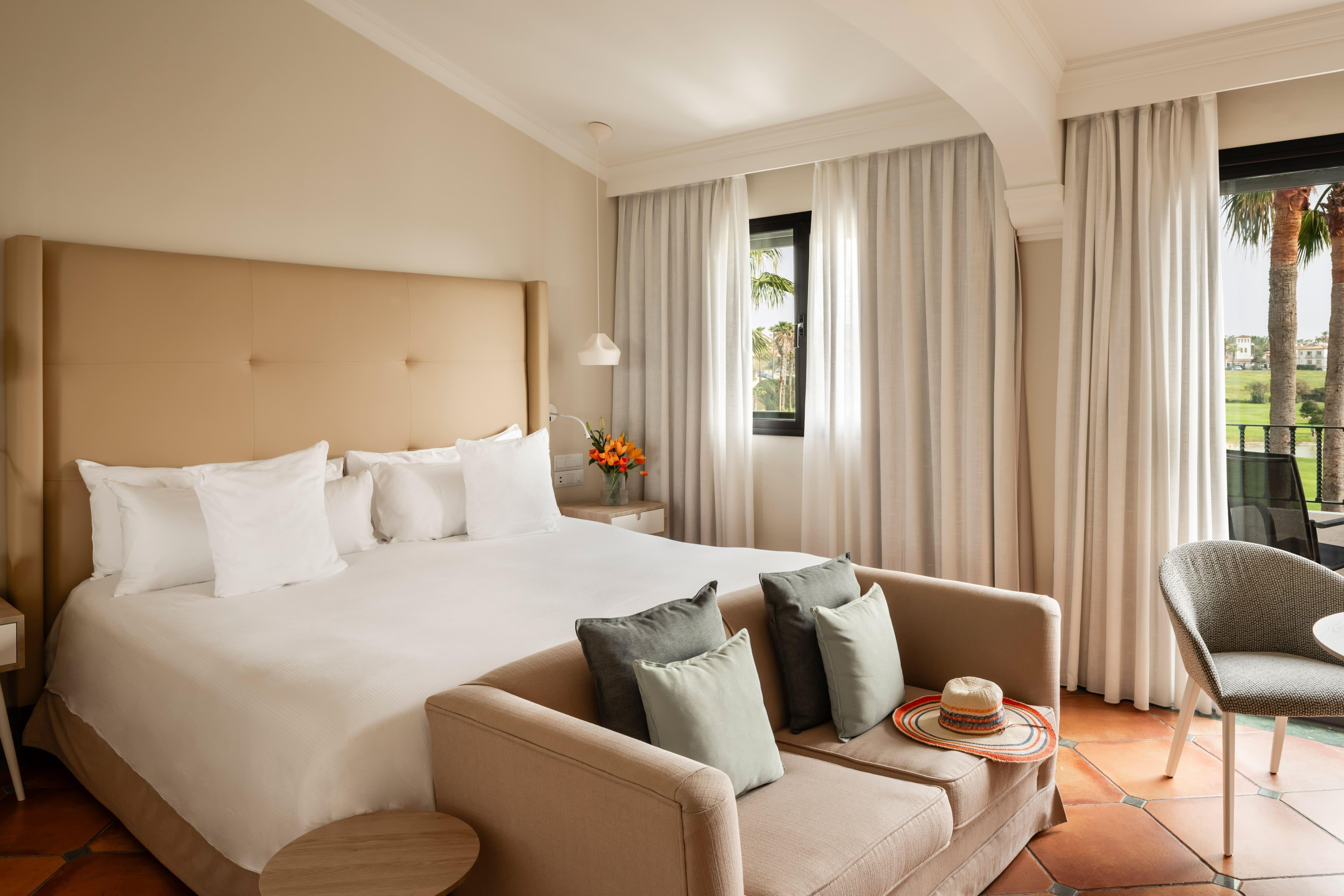 Room, Double Bed, Golf Course View