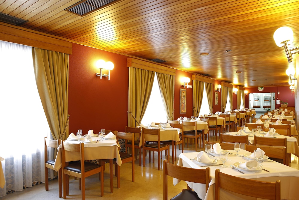 Domus Pacis Fatima Hotel 25/29