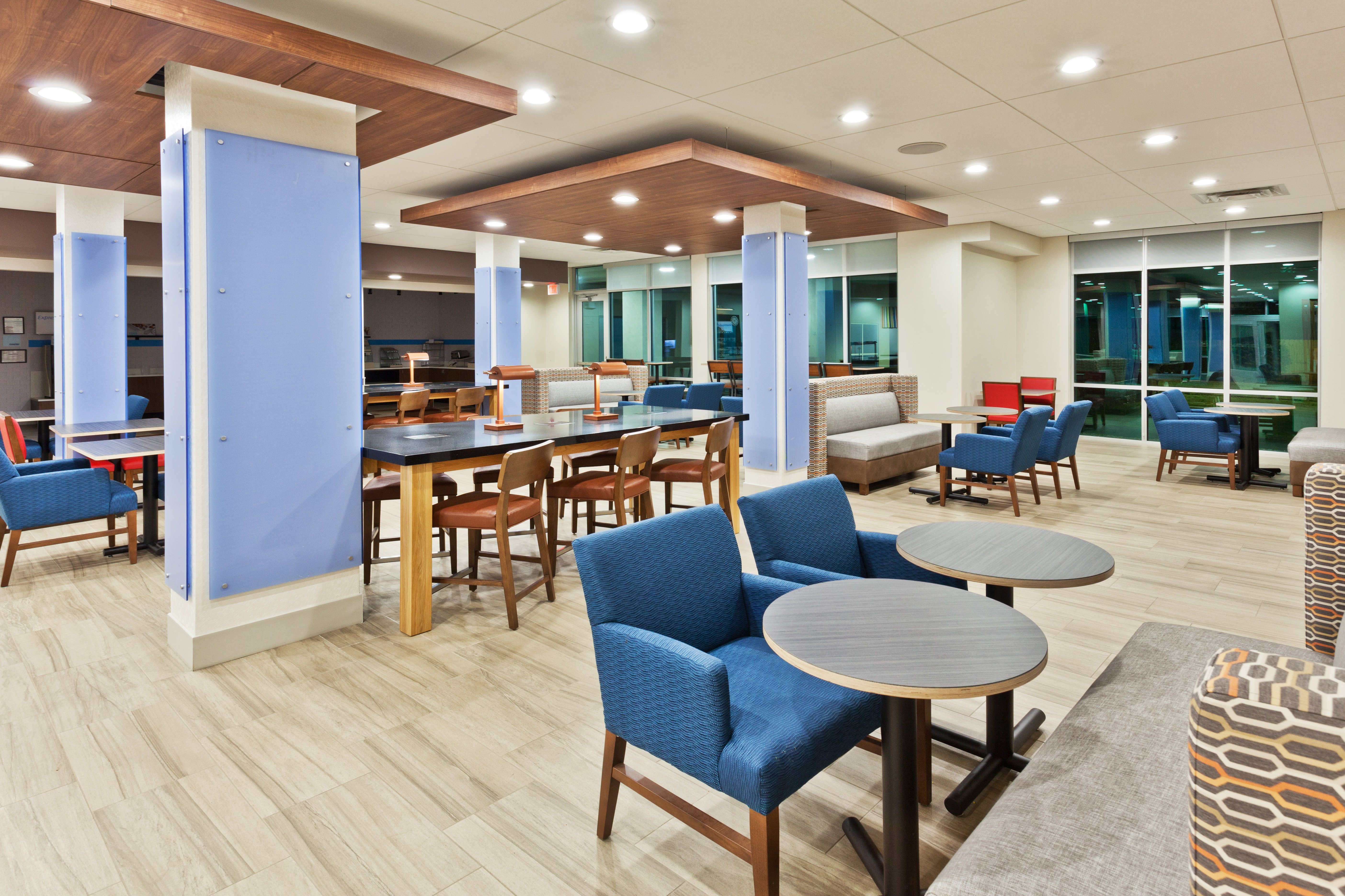Holiday Inn Express And Suites Cartersville 26/31