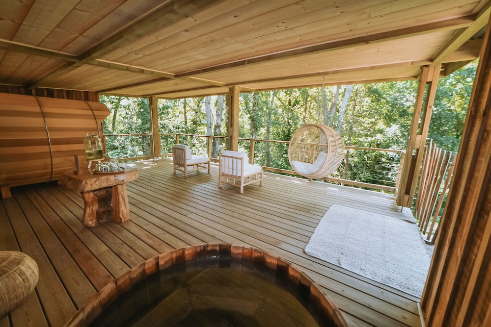 RELAIS DU SILENCE LES FRERES IBARBOURE - TABLE ET HOSTELLERIE 23/51