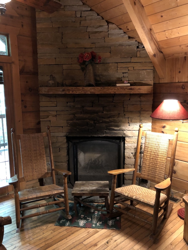 Gatlinburg Adventure Cabins 15/48