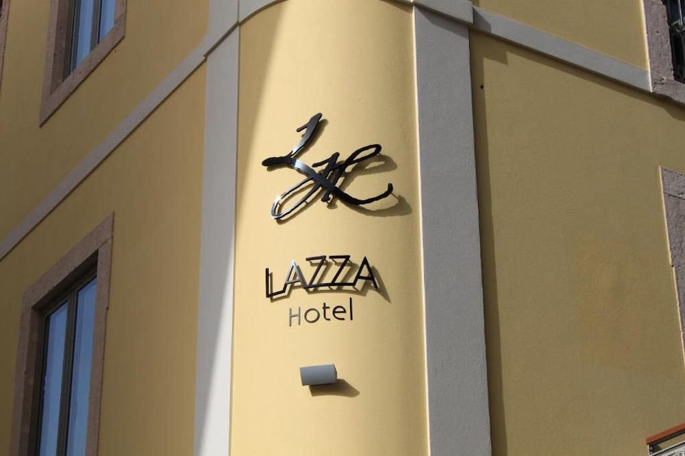Lazza Hotel 23/45