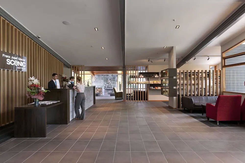 Scenic Hotel Franz Josef 8/48