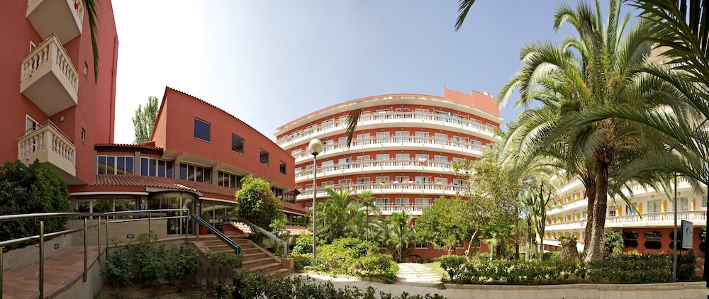 Ona Luna Park - Adults Friendly 63/67