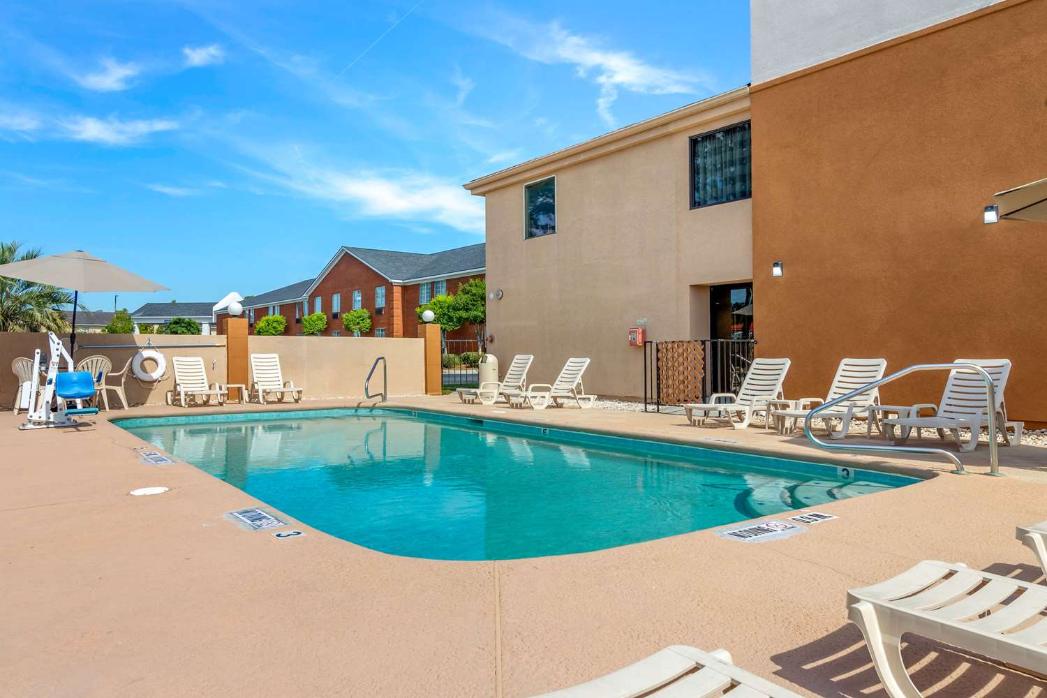 Sleep Inn I-95 North Savannah 37/37