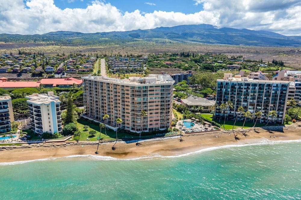 Royal Kahana Maui by OUTRIGGER 1/77