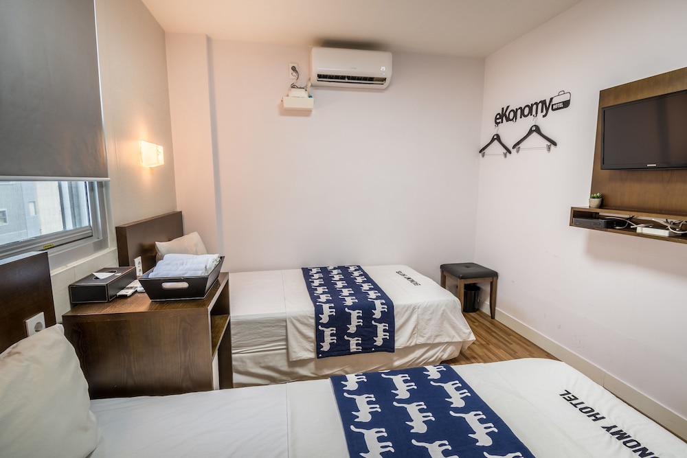 EKONOMY HOTEL HAEUNDAE 55/66