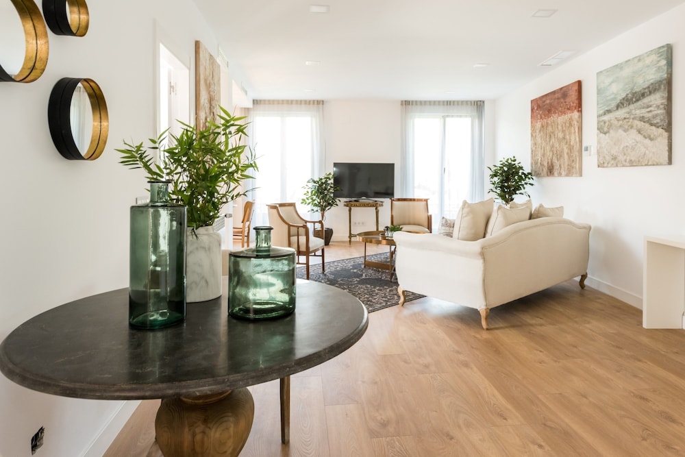 Apartment Plaza Espana Skyline By Be Mate 43/74