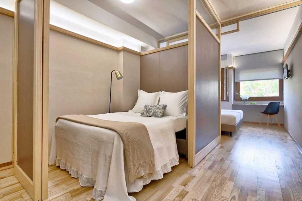 Bonanova Suite 23/58