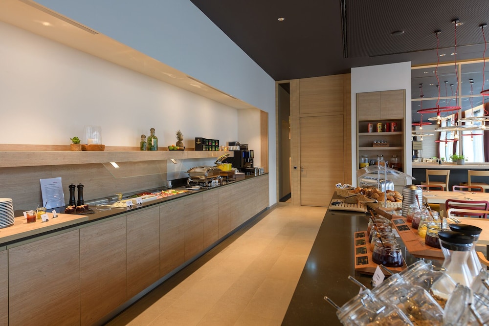 Intercityhotel Herford 8/48