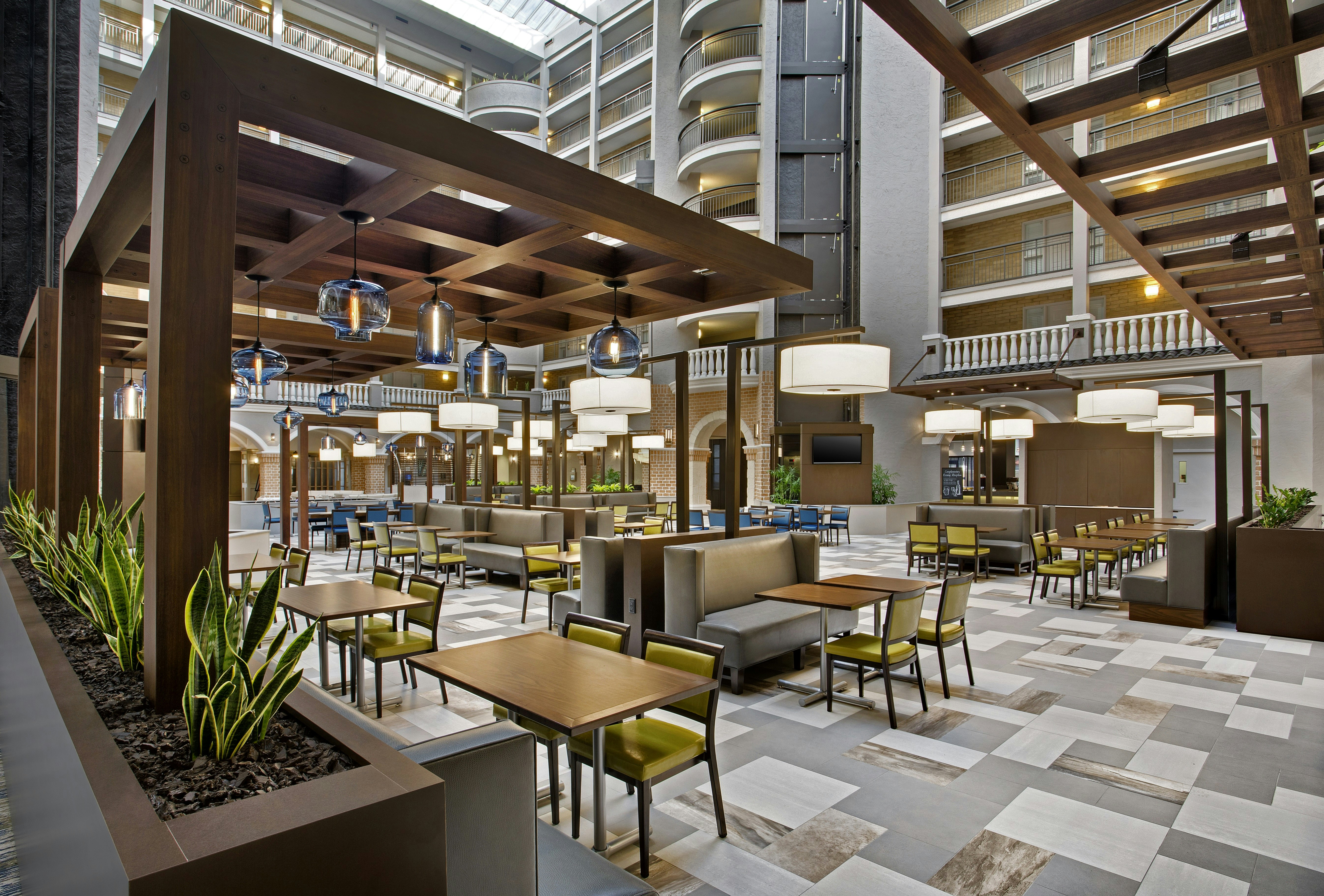 Embassy Suites by Hilton Orlando International Drive Convention Center 32/49